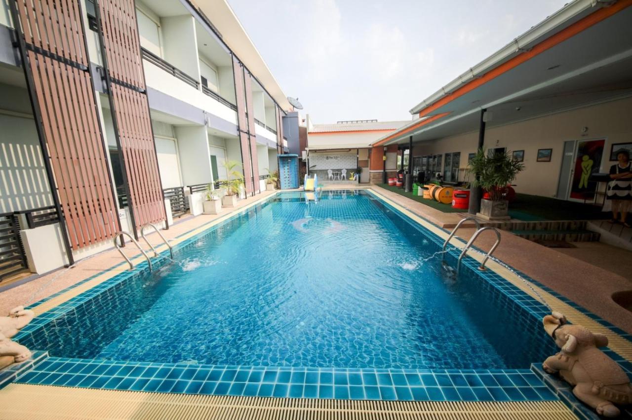 The S.G Hotel Buriram Exterior photo